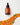 Eine braune Tropfflasche mit der Aufschrift „Farm Loves Face Vitamin C + Bio-Sanddorn Glow Serum“ steht auf einer weißen Fläche neben orangefarbenen Sanddornbeeren und grünen Blättern – ein antioxidantienreiches Serum für strahlende Haut.