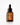 Eine braune Tropfflasche aus Glas mit der Aufschrift „Farm Loves Face Hyaluron + Bio-Feige 72h Hydro Serum“ steht aufrecht vor einem weißen Hintergrund und präsentiert dieses Feuchtigkeitsserum mit Hyaluronsäure für intensive Tiefenhydratation.