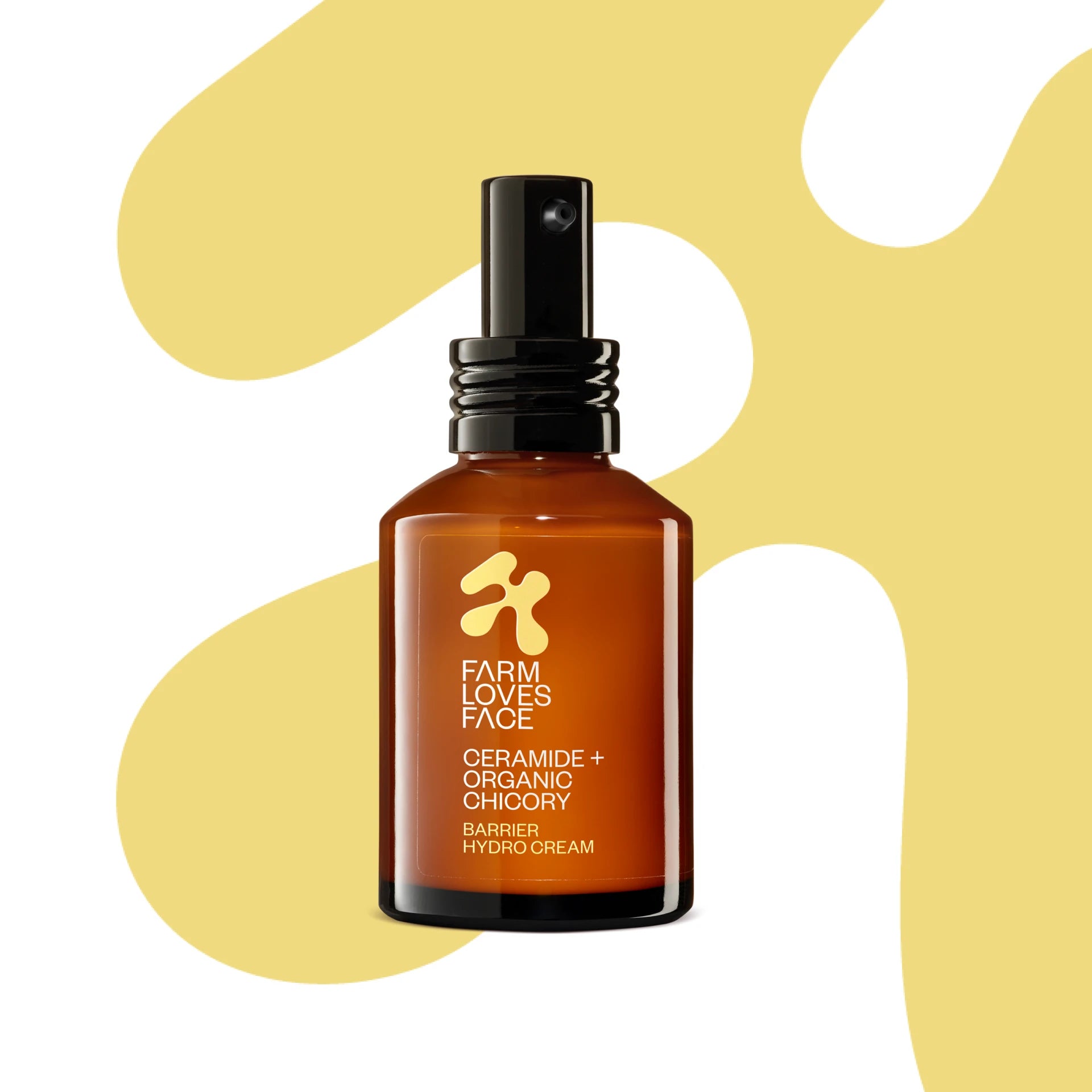 Eine braune Glasflasche mit der Aufschrift „Farm Loves Face Ceramide + Organic Chicory Barrier Hydro Cream“ vor einem weißen Hintergrund mit abstrakten gelben Formen.